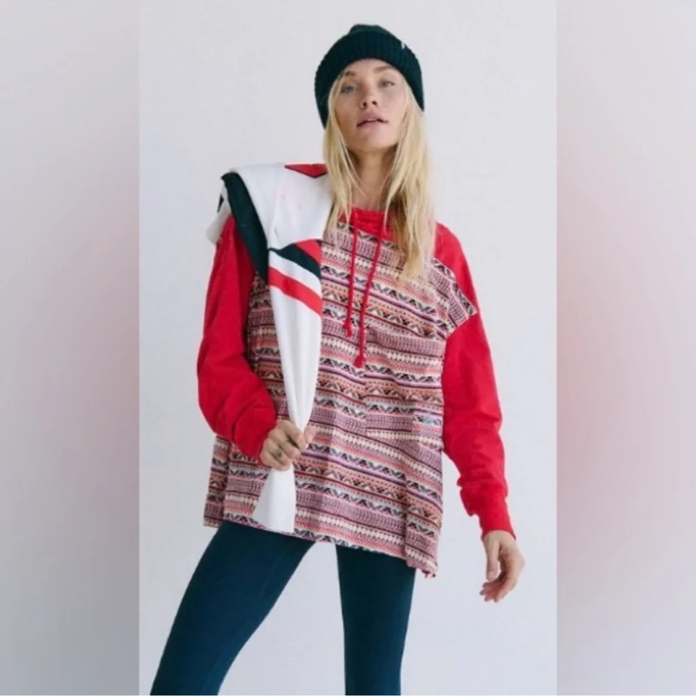 Free People Hot Shot Printed Hooded Layer in Nordic Knit Size Medium - Picture 2 of 5